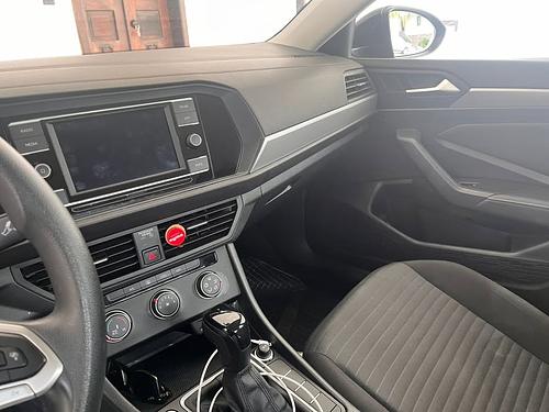 Volkswagen Jetta 2023 - Foto 5