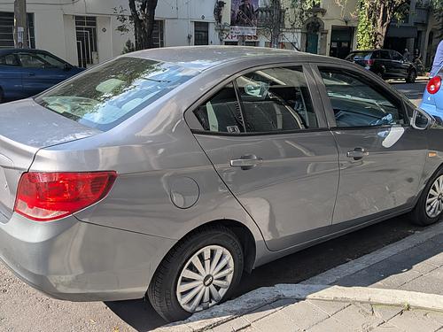 Chevrolet Aveo 2022 - Foto 2