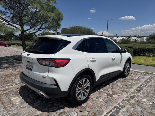 Ford Escape 2021 - Foto 2