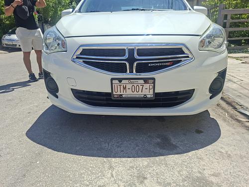 Dodge Attitude 2022 - Foto 2