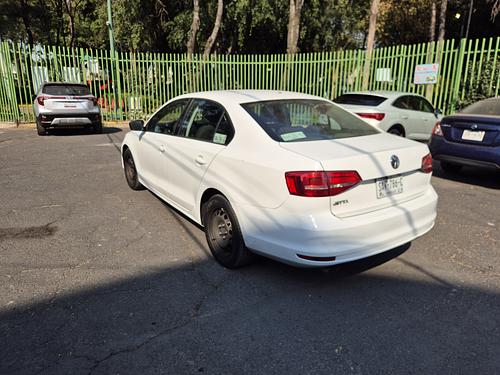 Volkswagen Jetta 2016 - Foto 3