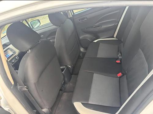 Nissan Versa 2021 - Foto 4