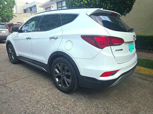 Hyundai Santa Fe 2018 - Foto 2