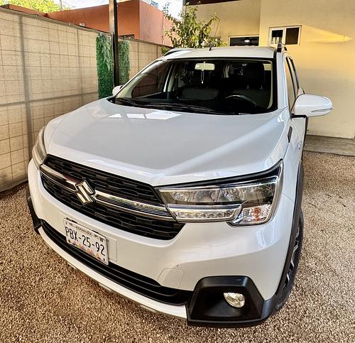 Suzuki Ertiga 2022 - Foto 2