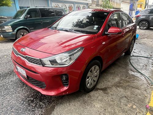 Kia Rio 2019 en renta