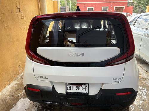 Kia Soul 2022 - Foto 3