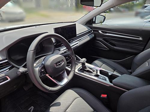 Geely Emgrand 2026 - Foto 3