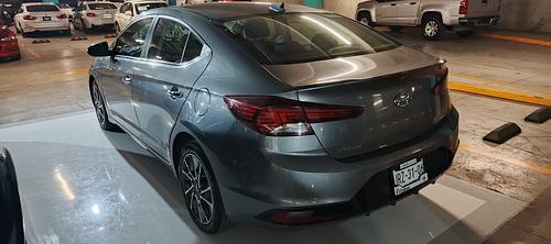 Hyundai Elantra 2019 - Foto 2