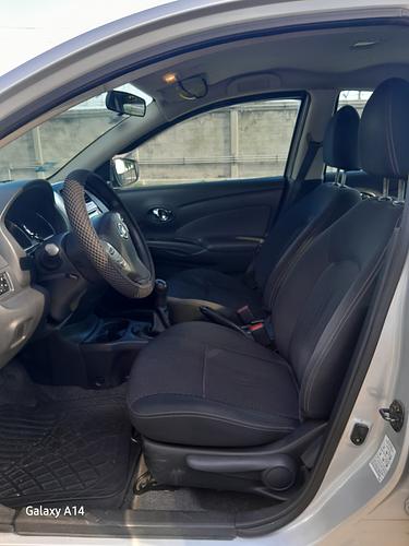 Nissan Versa 2016 - Foto 4
