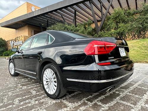 Volkswagen Passat 2016 - Foto 3