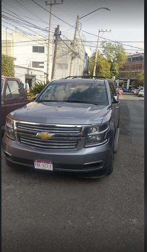 Chevrolet Suburban 2019 - Foto 2