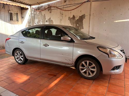 Nissan Versa 2016 - Foto 3