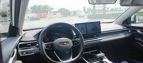Geely Emgrand 2026 - Foto 4
