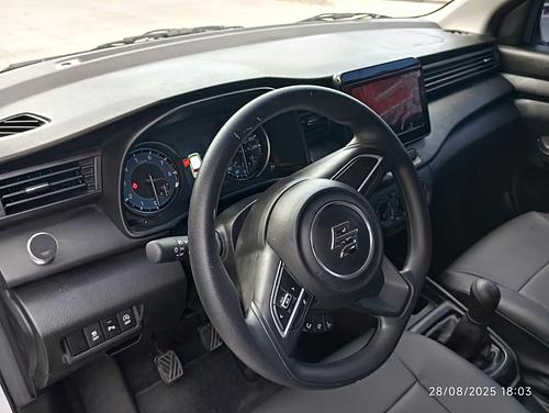 Suzuki Ertiga 2025 - Foto 4