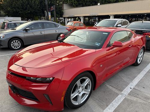Chevrolet Camaro 2018 - Foto 2