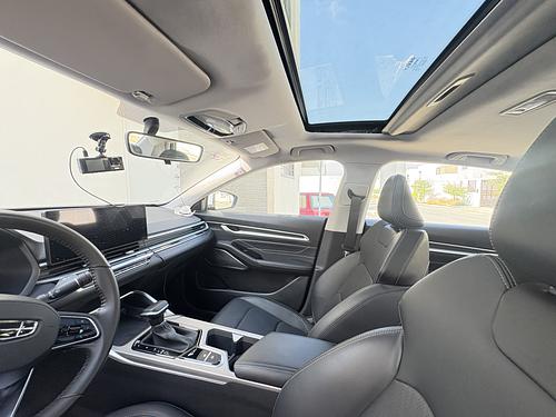 Geely Emgrand 2026 - Foto 2