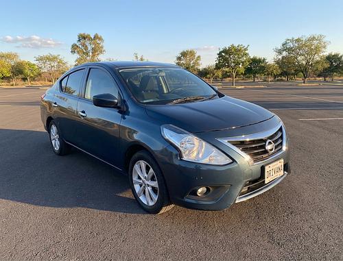 Nissan Versa 2017 en renta