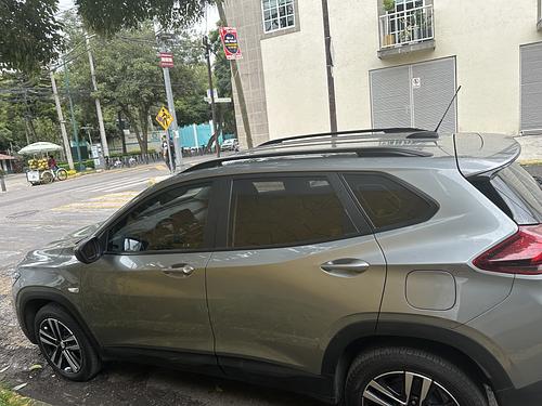 Chevrolet Tracker 2025 - Foto 4