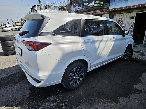 Toyota Avanza 2024 - Foto 2