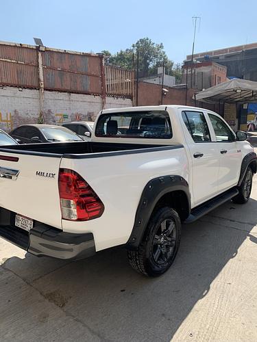Toyota Hilux 2025 - Foto 2