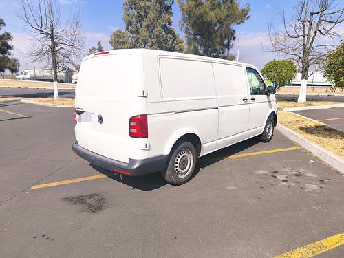 Volkswagen Transporter 2018 - Foto 2