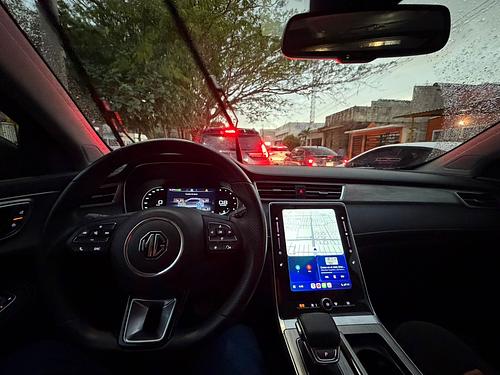 MG MG RX8 2024 - Foto 3
