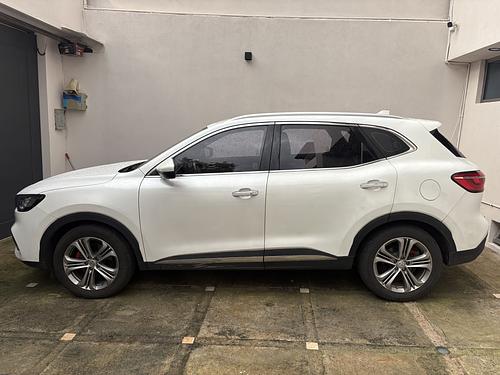 MG Mg Hs 2021 en renta