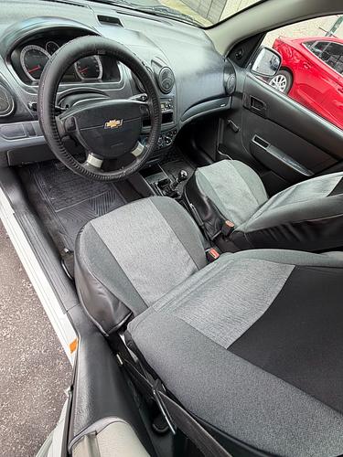 Chevrolet Aveo 2018 - Foto 2