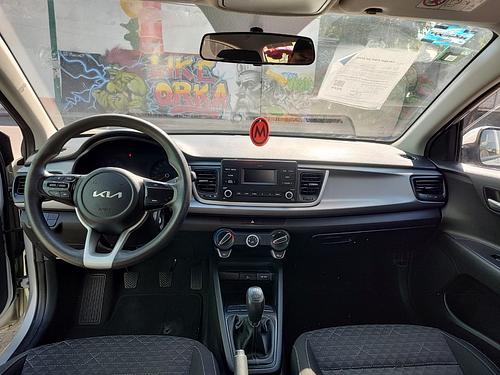 Kia Rio 2023 - Foto 4