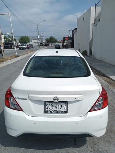 Nissan Versa 2019 - Foto 2