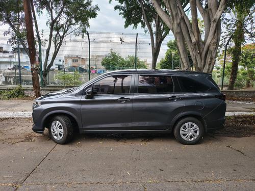 Toyota Avanza 2022 - Foto 3
