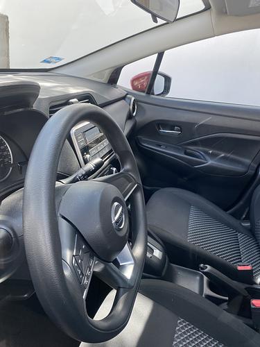 Nissan Versa 2021 - Foto 3