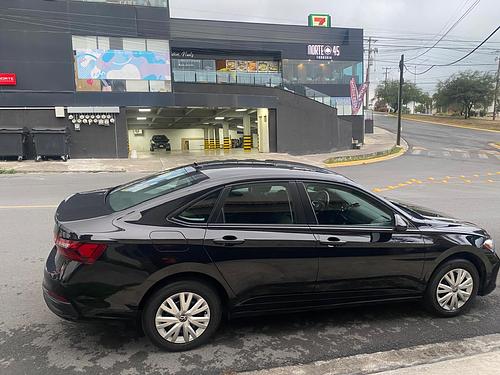 Volkswagen Jetta 2023 - Foto 3
