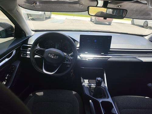 Geely Emgrand 2026 - Foto 3